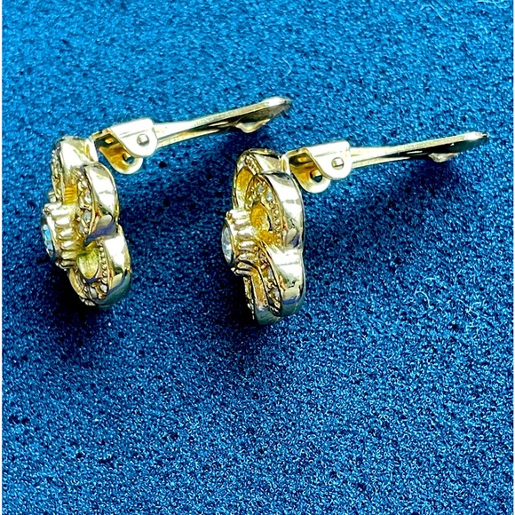 Christian Dior Clip on Earrings - Picture 2 of 6